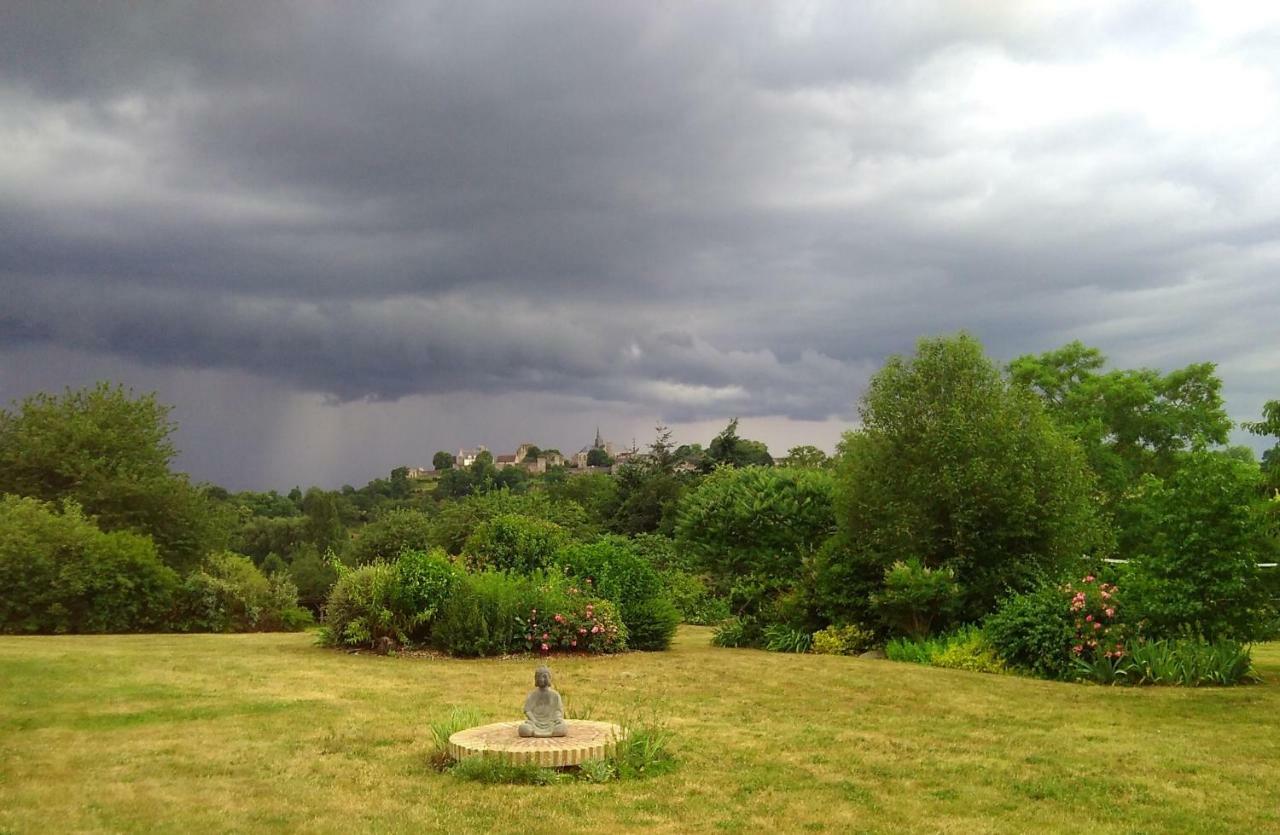 Ecrin De Verdure Sainte-Suzanne  Exteriér fotografie